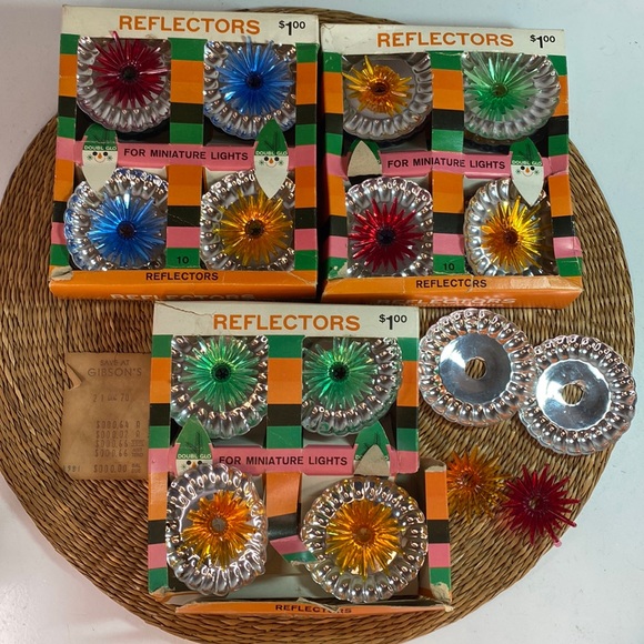 Holiday Vintage Tinsel Plastic Flower Christmas Light Reflectors